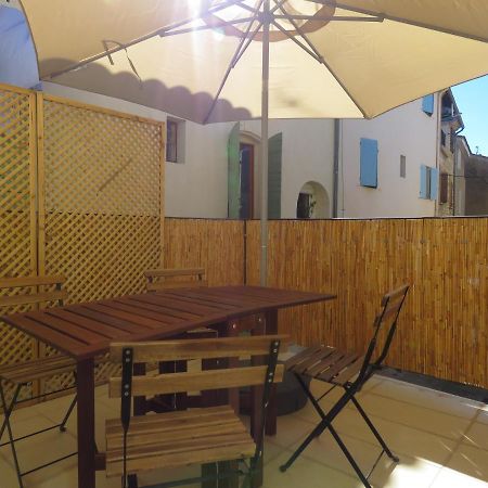 Appartement Centre Historique Avec Terrasse Au Porte De La Camargue Сан-Жил Екстериор снимка