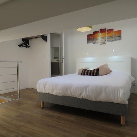 Appartement Centre Historique Avec Terrasse Au Porte De La Camargue Сан-Жил Екстериор снимка