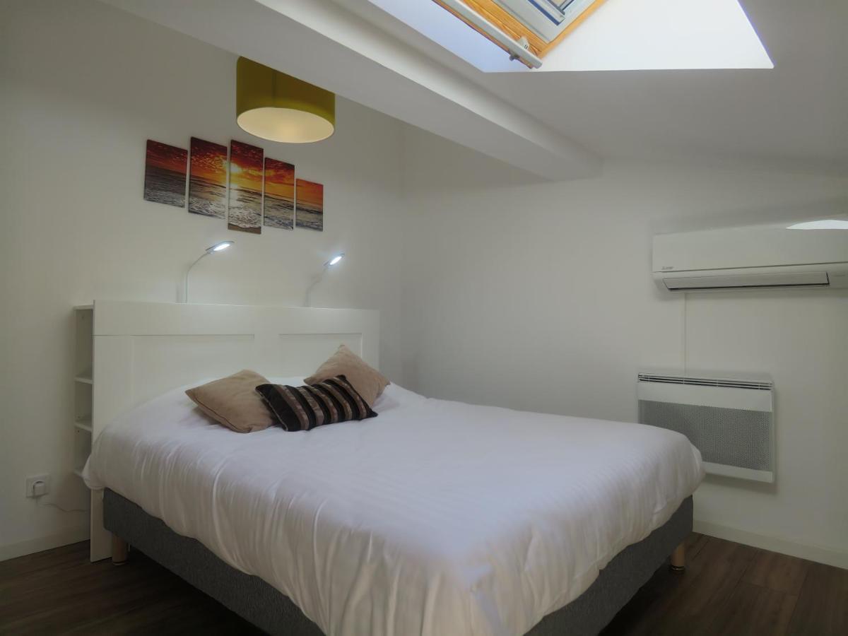 Appartement Centre Historique Avec Terrasse Au Porte De La Camargue Сан-Жил Екстериор снимка